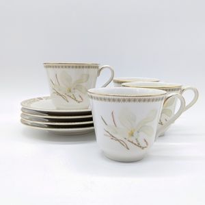 Royal Doulton White Nile white floral teacup & saucer service for 4